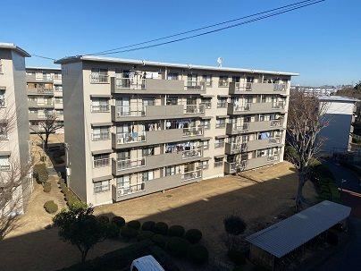 2LDK apartment in Inage Ward, Chiba - Photo 1