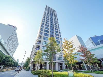2LDK apartment in Minato Ward, Tokyo - Photo 1