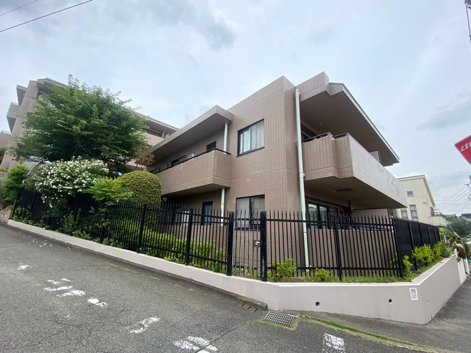 3LDK apartment in Machida, Tokyo - Photo 1
