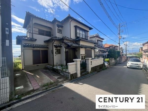 4LDK house in Kishiwada, Osaka - Photo 1