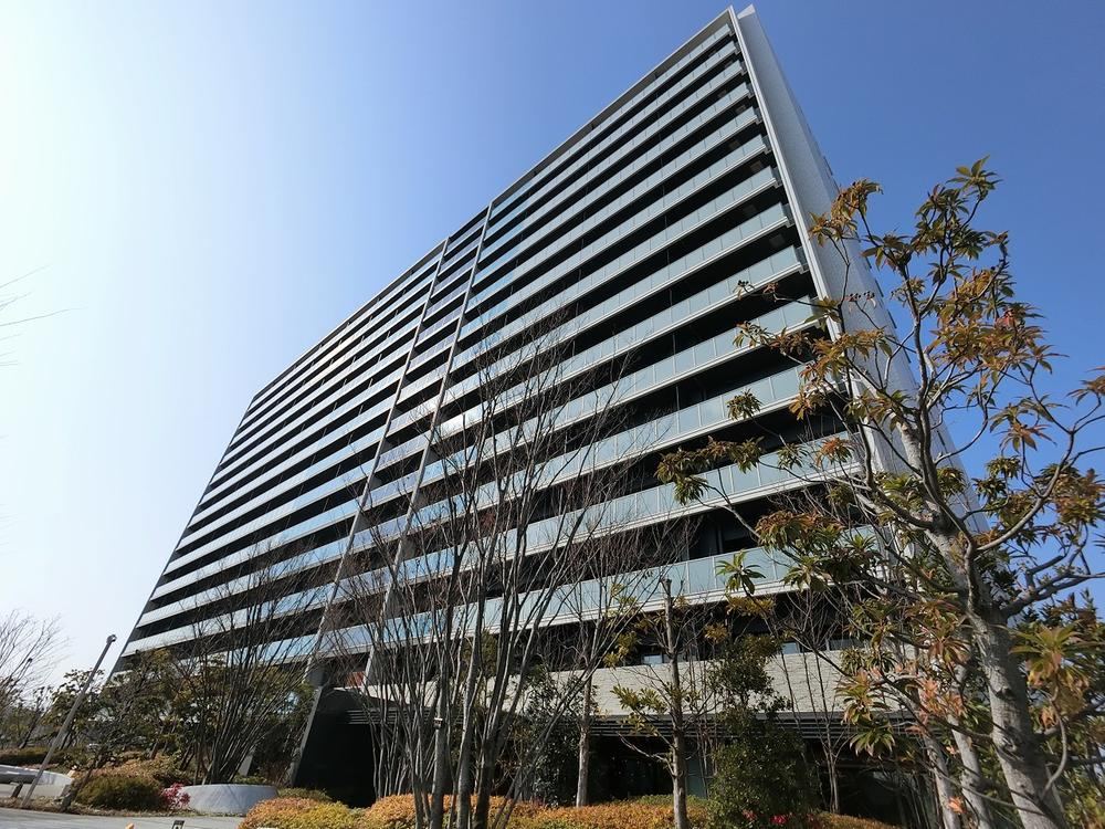 3LDK apartment in Suminoe Ward, Osaka - Photo 1