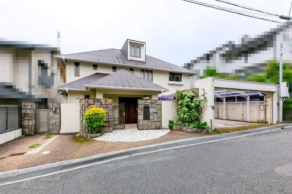 7LDK house in Nishinomiya, Hyogo - Photo 1
