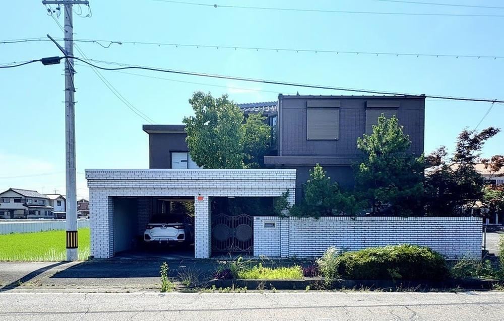 6LDK house in Gifu, Gifu - Photo 1