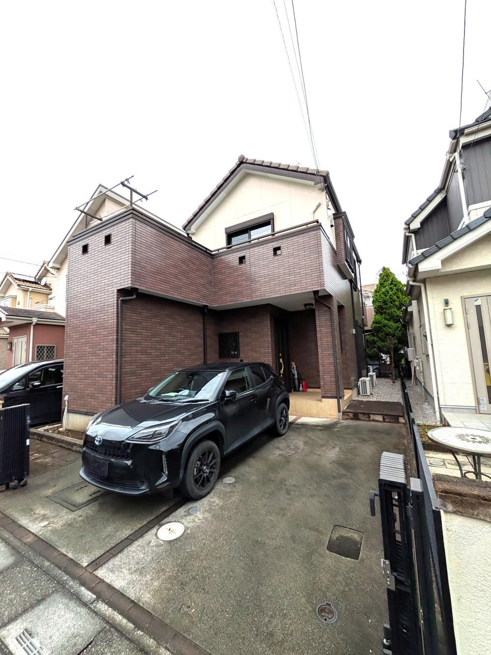 4LDK house in Ina, Kitaadachi District, Saitama - Photo 1