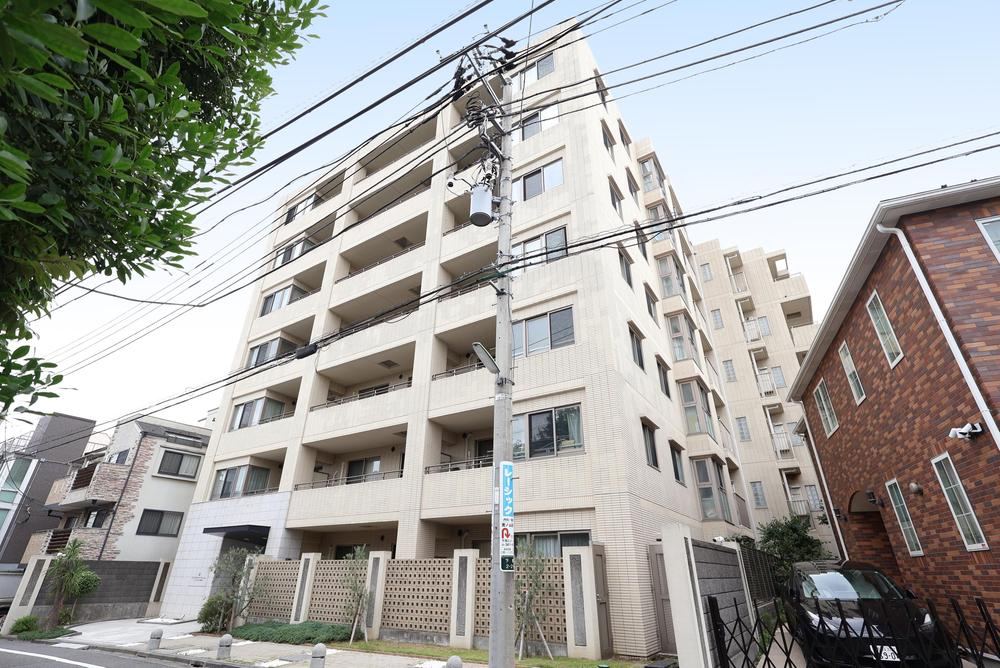 1LDK apartment in Setagaya Ward, Tokyo - Photo 1