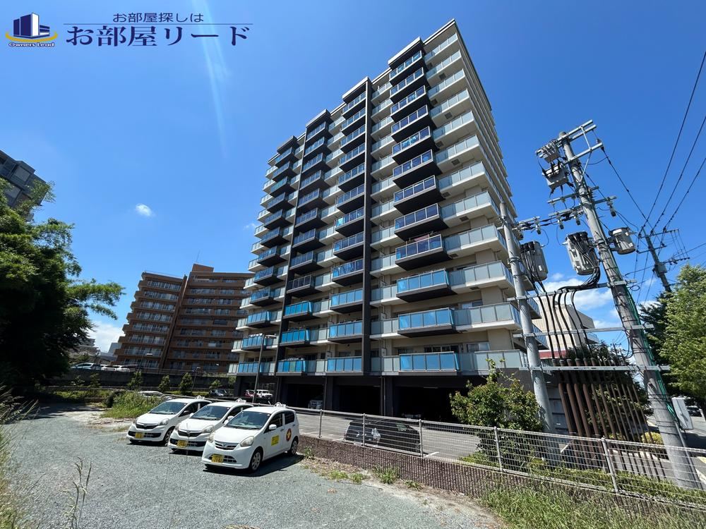 3LDK apartment in Kurume, Fukuoka - Photo 1