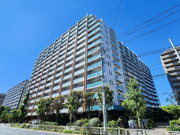 3LDK apartment in Koto Ward, Tokyo - Photo 1
