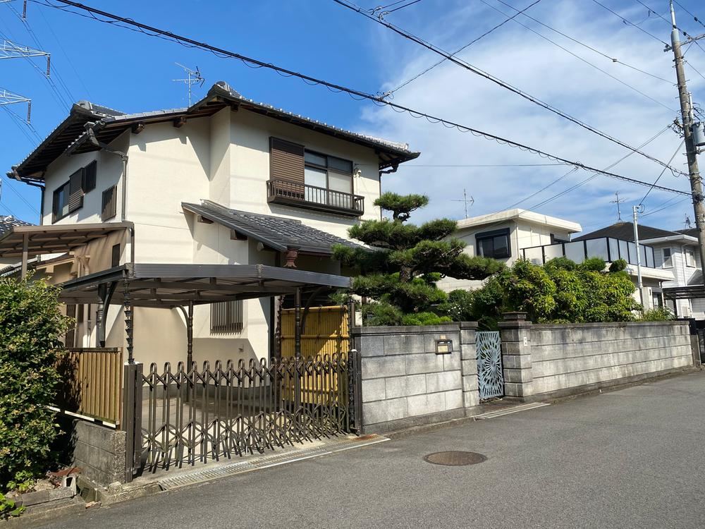 5DK house in Kawachinagano, Osaka - Photo 1