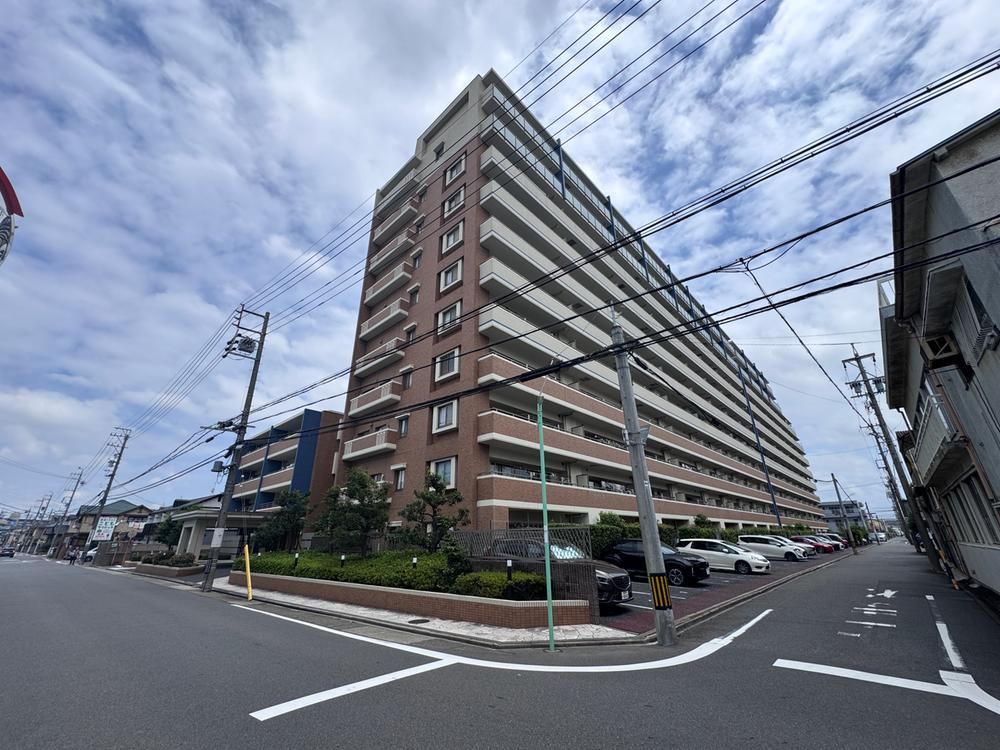 3LDK apartment in Minami Ward, Nagoya, Aichi - Photo 1