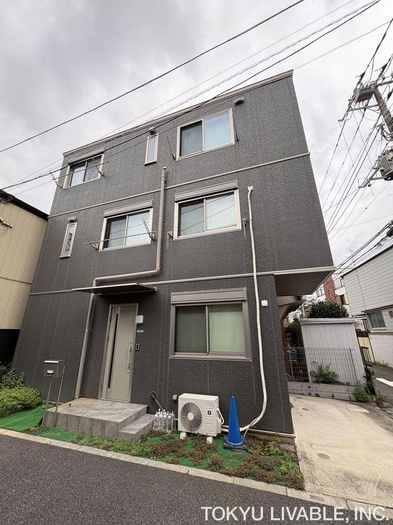 3LDK house in Bunkyo Ward, Tokyo - Photo 1