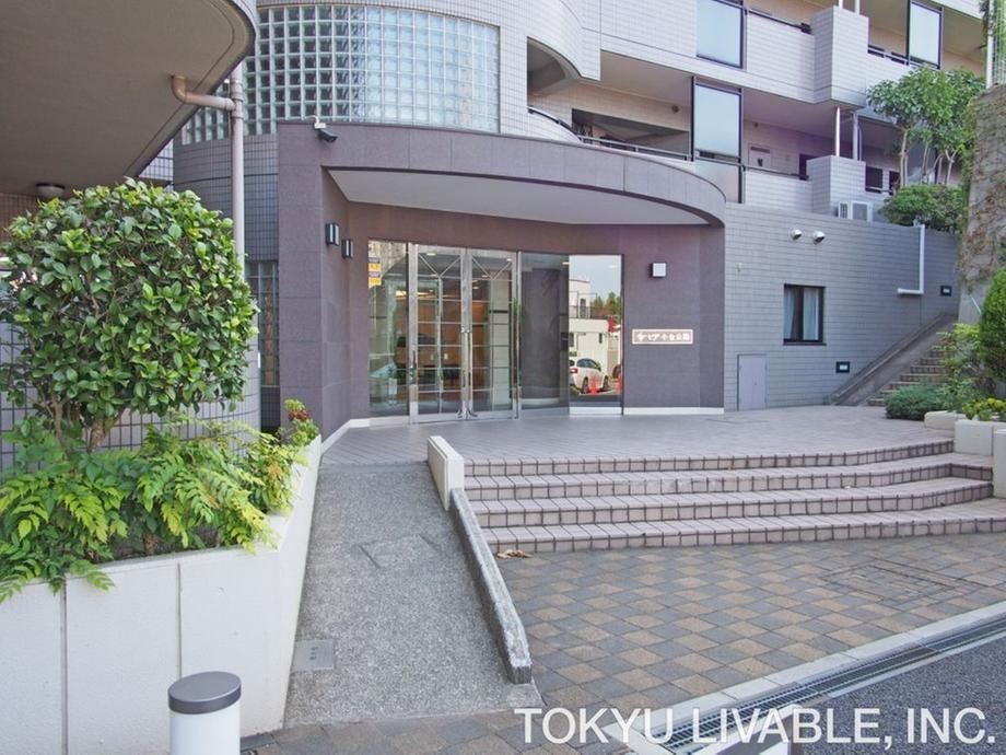 2LDK apartment in Matsudo, Chiba - Photo 1