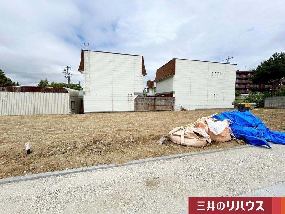 112 m² land in Nishi Ward, Sapporo, Hokkaido - Photo 1