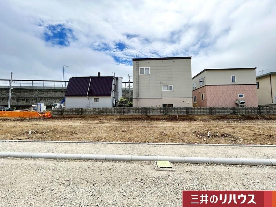 114 m² land in Nishi Ward, Sapporo, Hokkaido - Photo 1