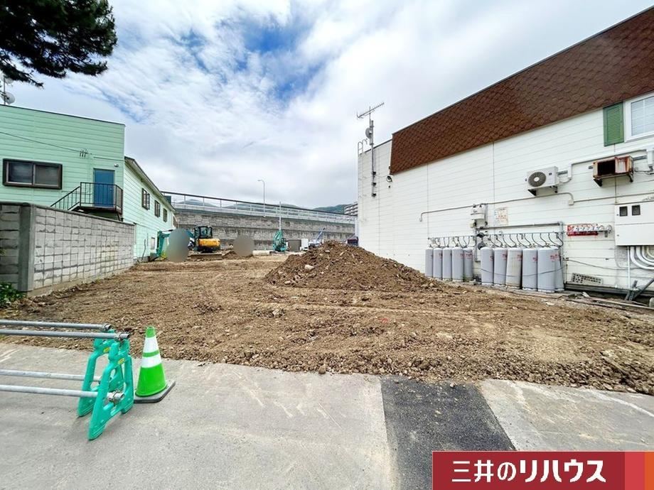 136 m² land in Nishi Ward, Sapporo, Hokkaido - Photo 1