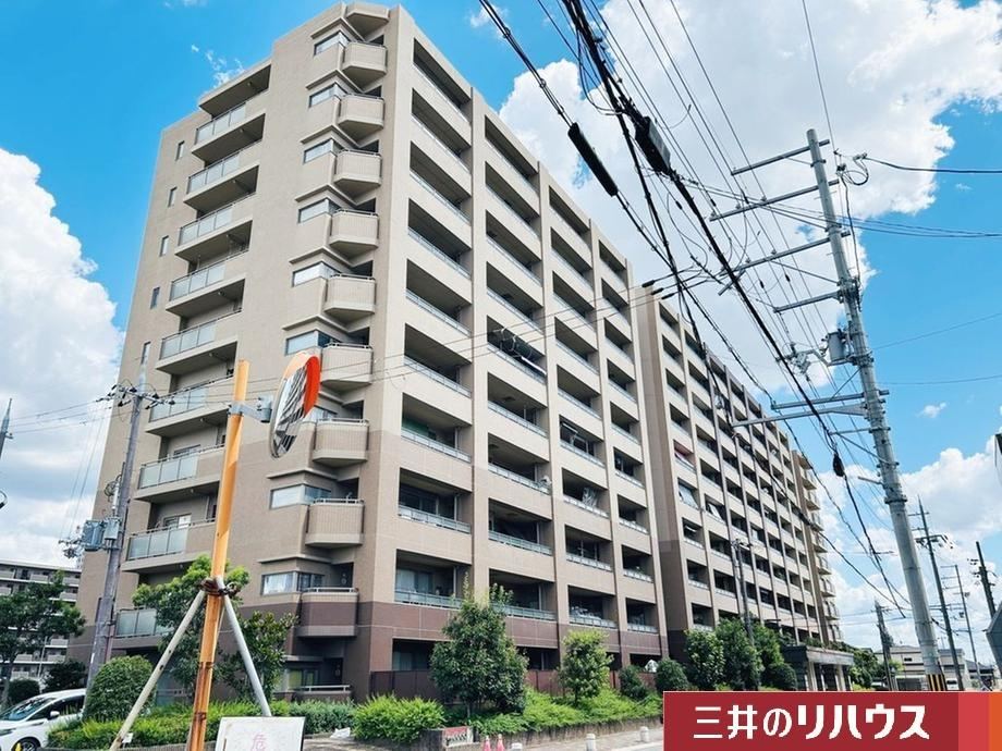 3LDK apartment in Muko, Kyoto - Photo 1