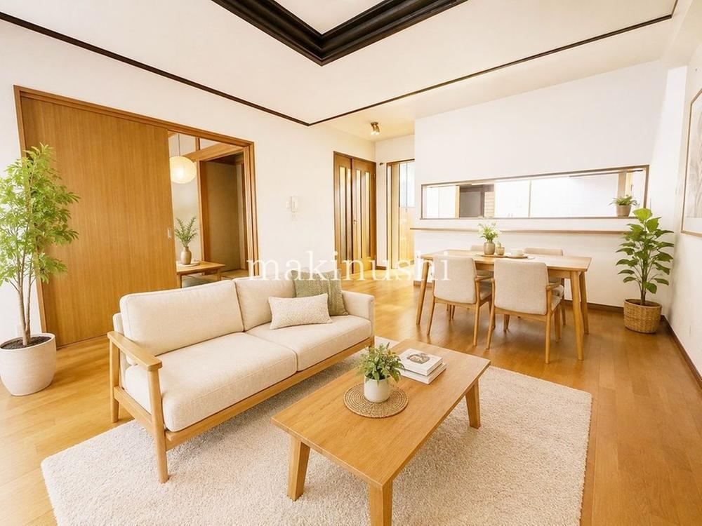 4LDK house in Kawachinagano, Osaka - Photo 1