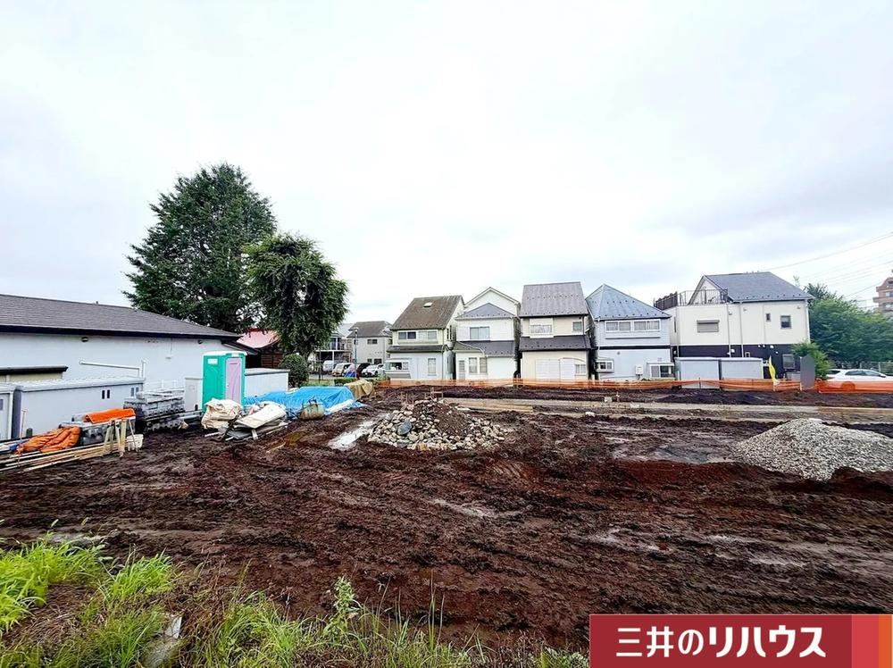 144 m² land in Fuchu, Tokyo - Photo 1