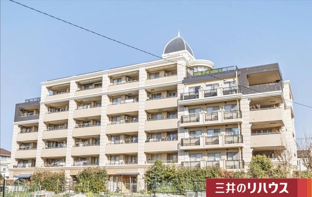 3LDK apartment in Nerima Ward, Tokyo - Photo 1