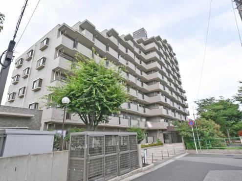 3LDK apartment in Inage Ward, Chiba - Photo 1