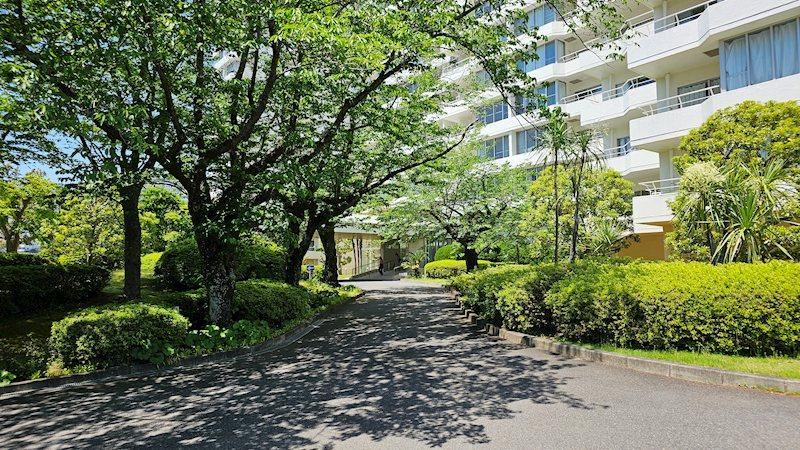 1LDK apartment in Atami, Shizuoka - Photo 1