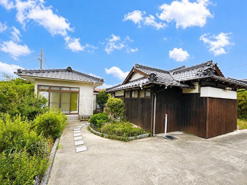 5DK house in Shimonoseki, Yamaguchi - Photo 1