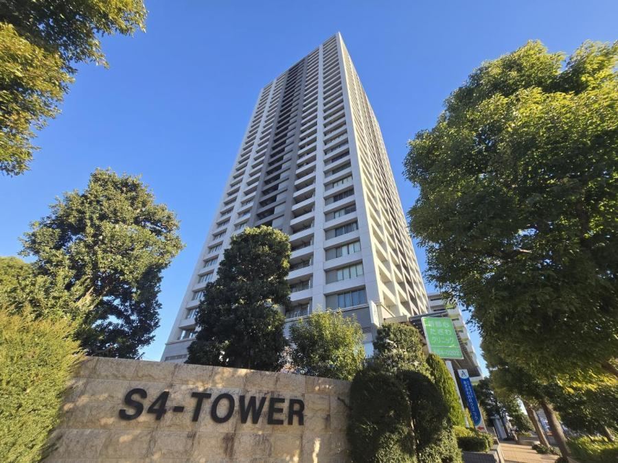 4LDK apartment in Chuo Ward, Saitama - Photo 1
