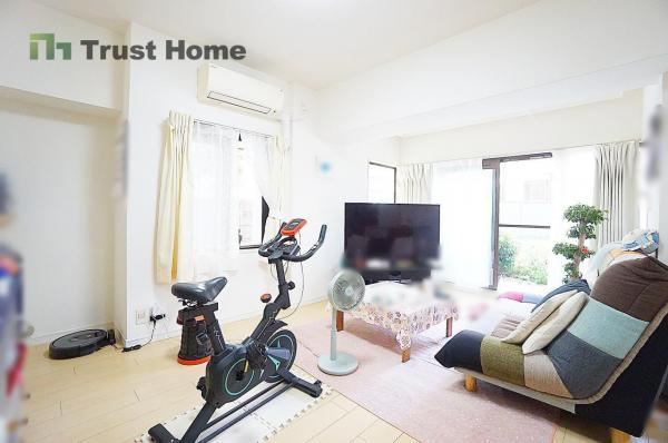 3LDK apartment in Toyonaka, Osaka - Photo 1