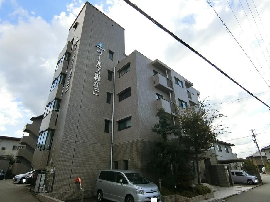 3LDK apartment in Kanazawa, Ishikawa - Photo 1