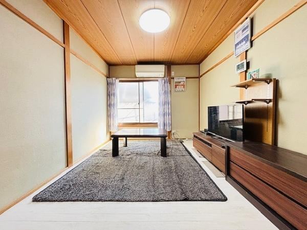 3DK house in Moriguchi, Osaka - Photo 1