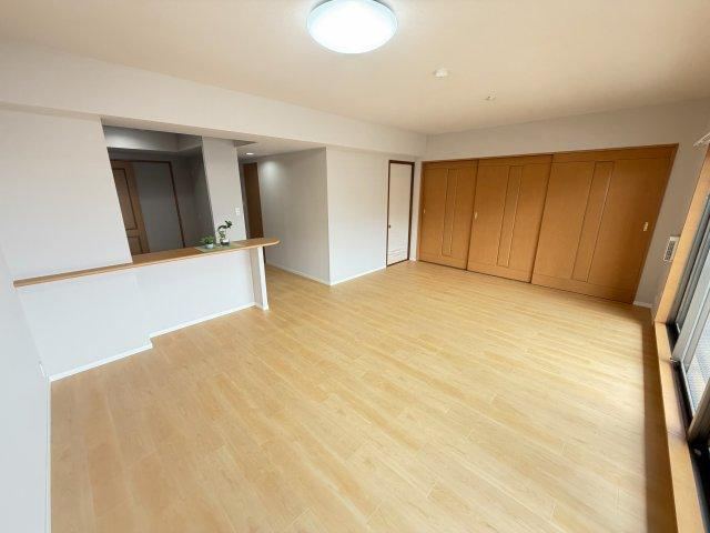 4LDK apartment in Soka, Saitama - Photo 1