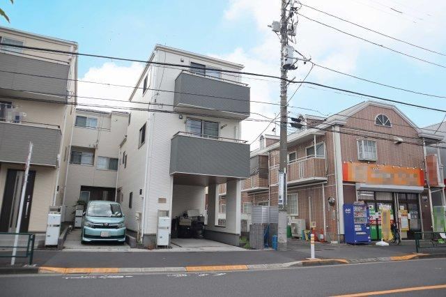 3LDK+S house in Adachi Ward, Tokyo - Photo 1