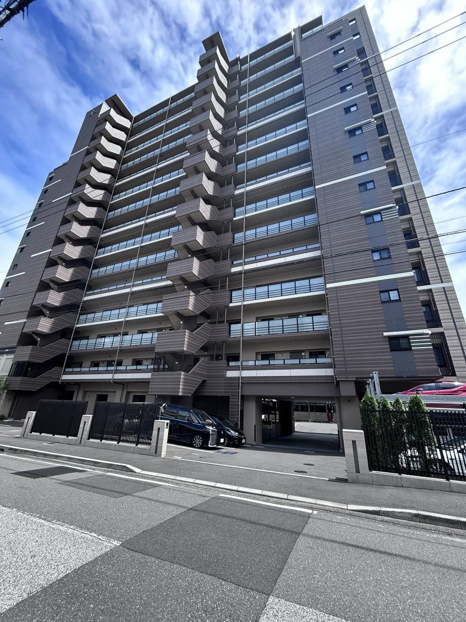 3LDK apartment in Kochi, Kochi - Photo 1