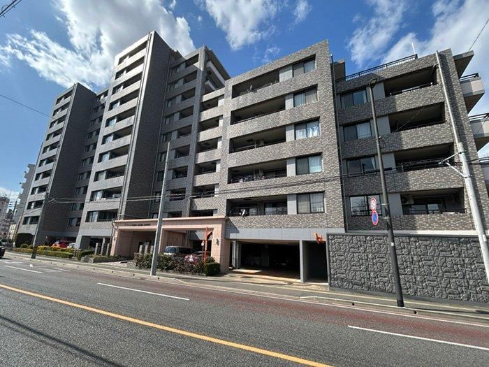 3LDK apartment in Minami Ward, Fukuoka - Photo 1