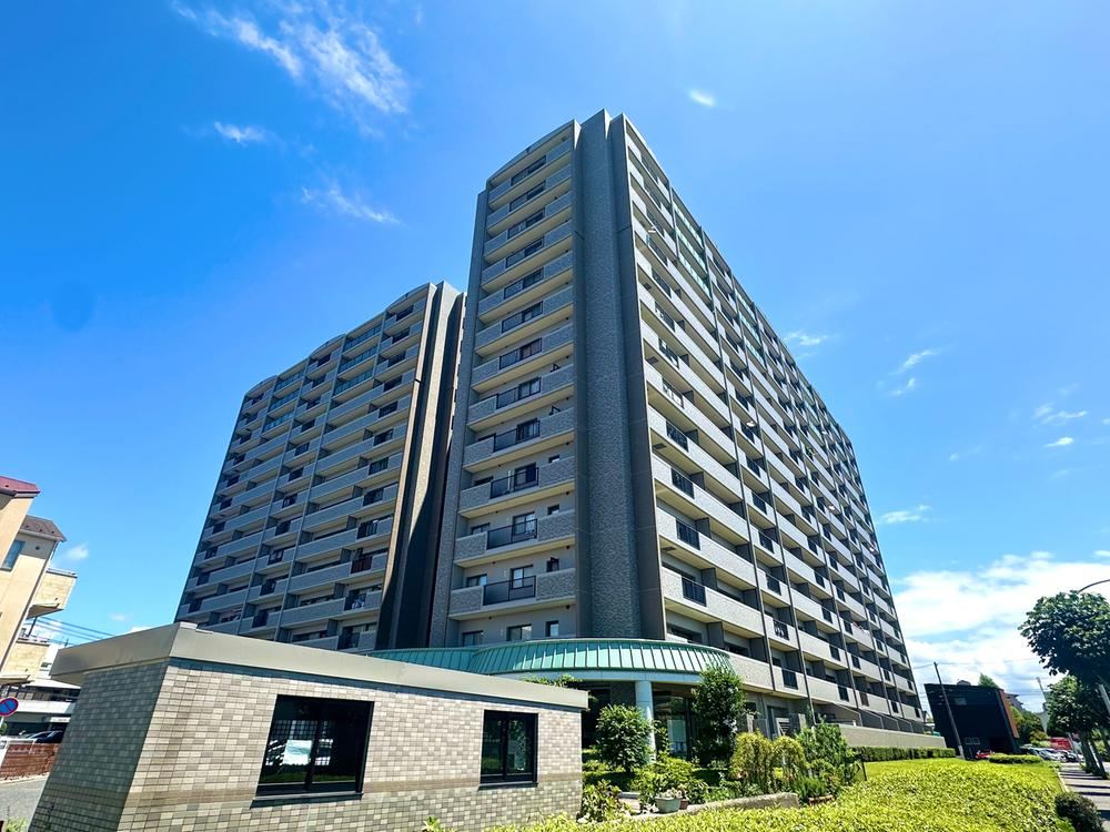 3LDK apartment in Nishi Ward, Hiroshima - Photo 1