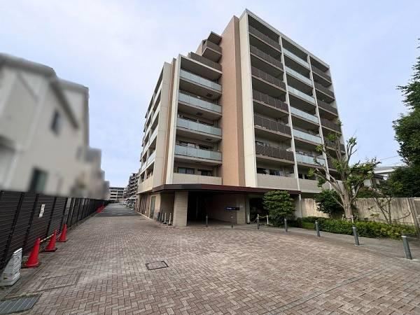 3LDK apartment in Kodaira, Tokyo - Photo 1