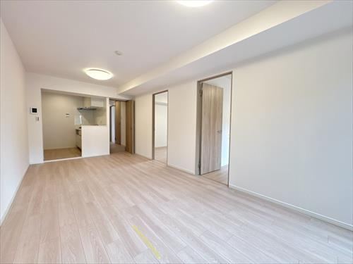 3LDK apartment in Matsudo, Chiba - Photo 1