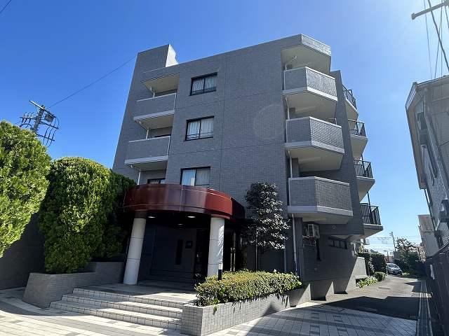 3LDK apartment in Kunitachi, Tokyo - Photo 1