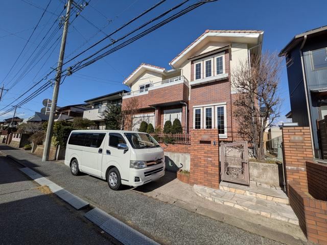 5LDK+S house in Yachiyo, Chiba - Photo 1