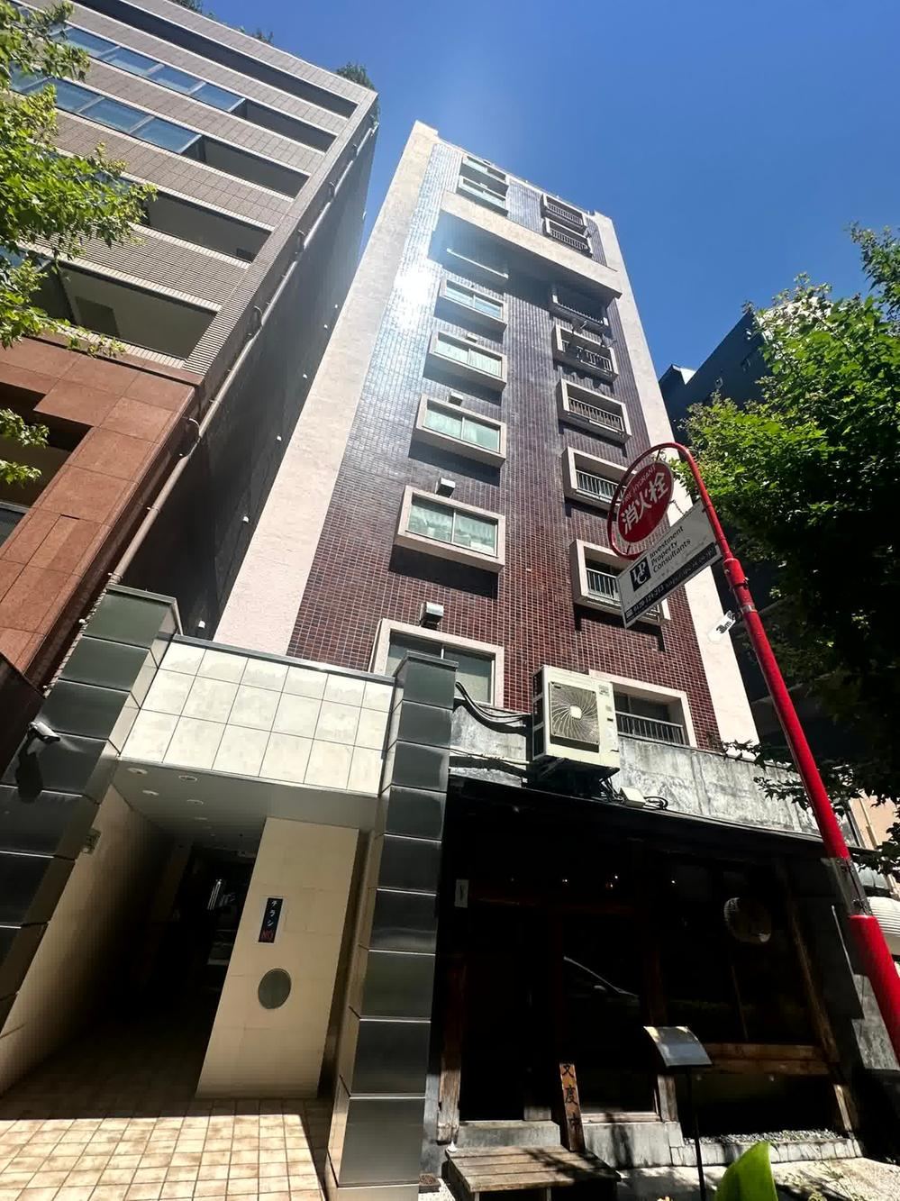 studio apartment in Shibuya Ward, Tokyo - Photo 1