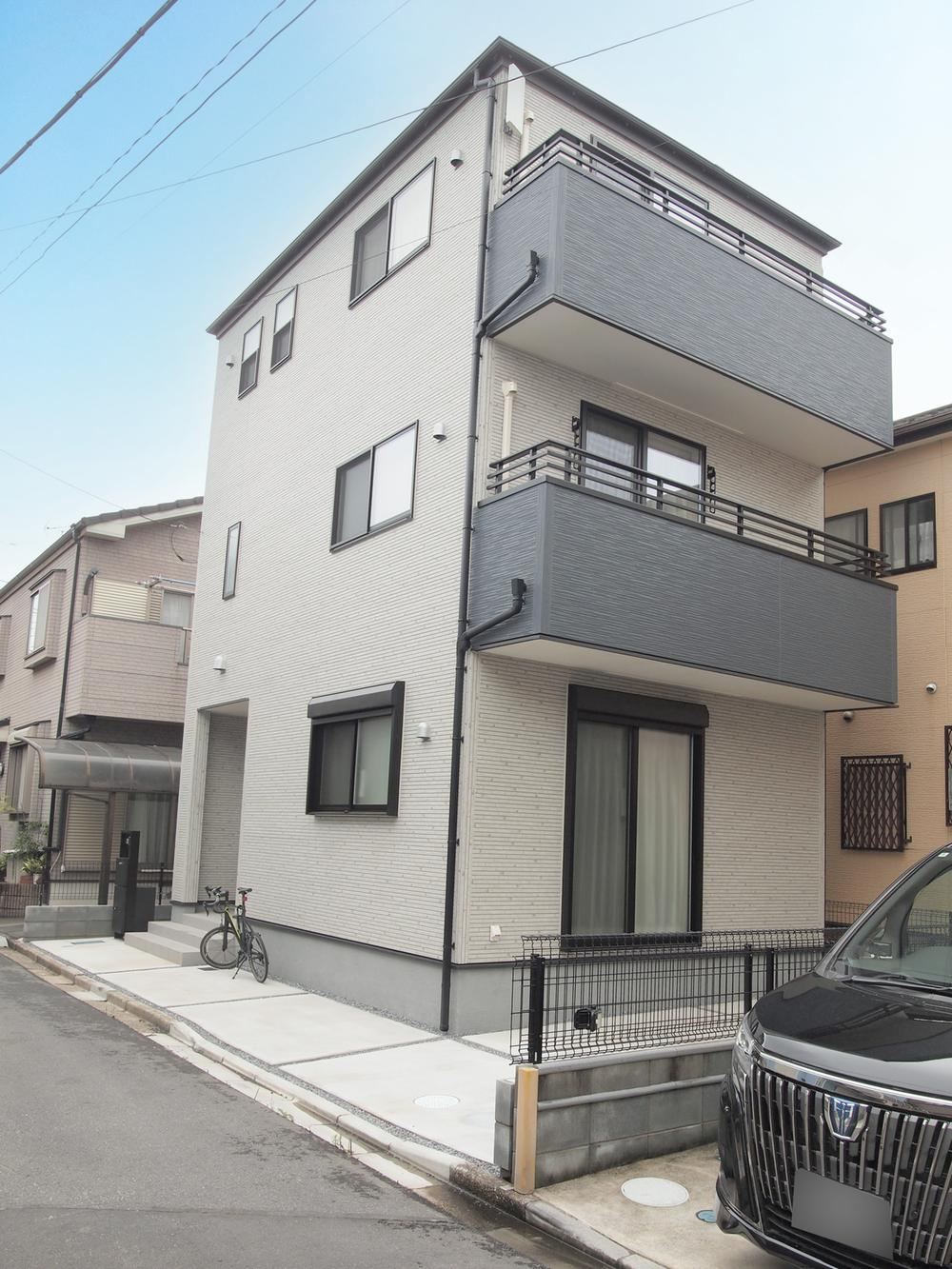 3LDK house in Koshigaya, Saitama - Photo 1
