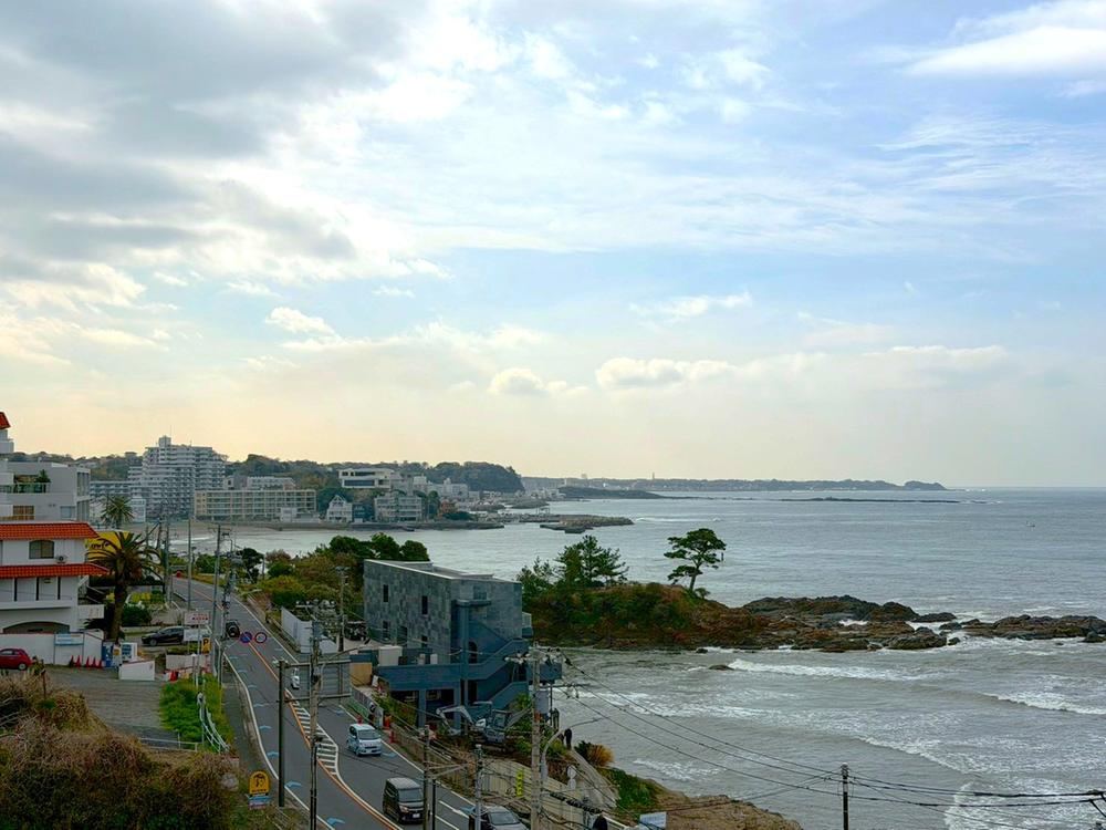 825 m² land in Yokosuka, Kanagawa - Photo 1