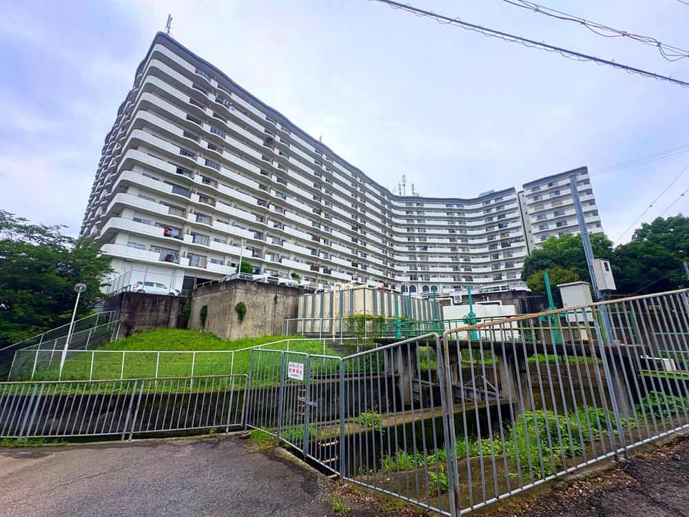 2LDK+S apartment in Izumi, Osaka - Photo 1