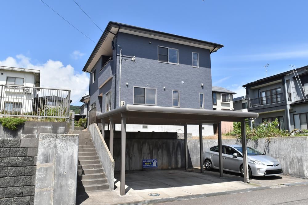 4LDK house in Joetsu, Niigata - Photo 1