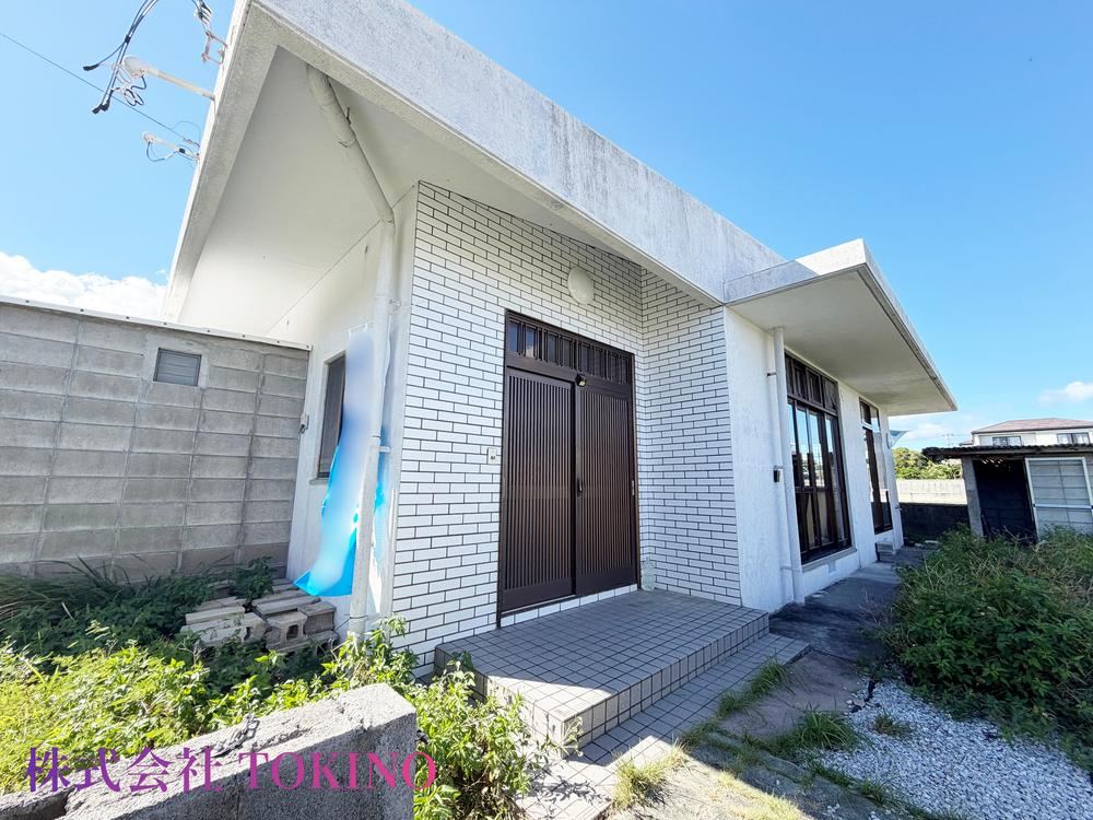 3LDK house in Uruma, Okinawa - Photo 1