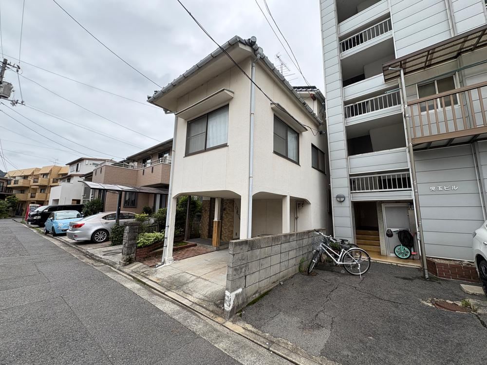 4DK house in Nishi Ward, Hiroshima - Photo 1