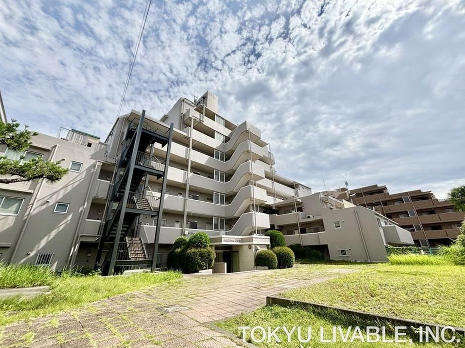 2LDK apartment in Aoba Ward, Yokohama, Kanagawa - Photo 1