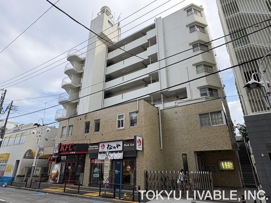 2LDK apartment in Itabashi Ward, Tokyo - Photo 1