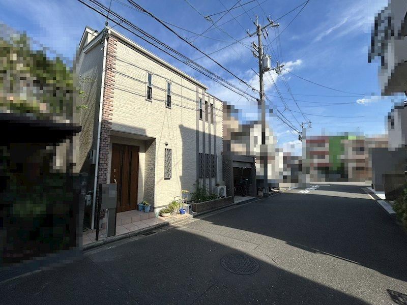 4LDK house in Ibaraki, Osaka - Photo 1