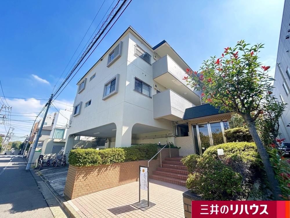 2LDK apartment in Setagaya Ward, Tokyo - Photo 1