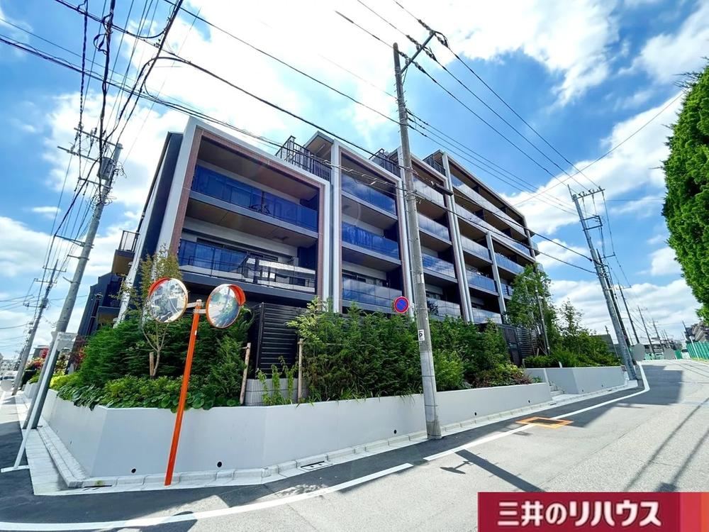 3LDK apartment in Nerima Ward, Tokyo - Photo 1